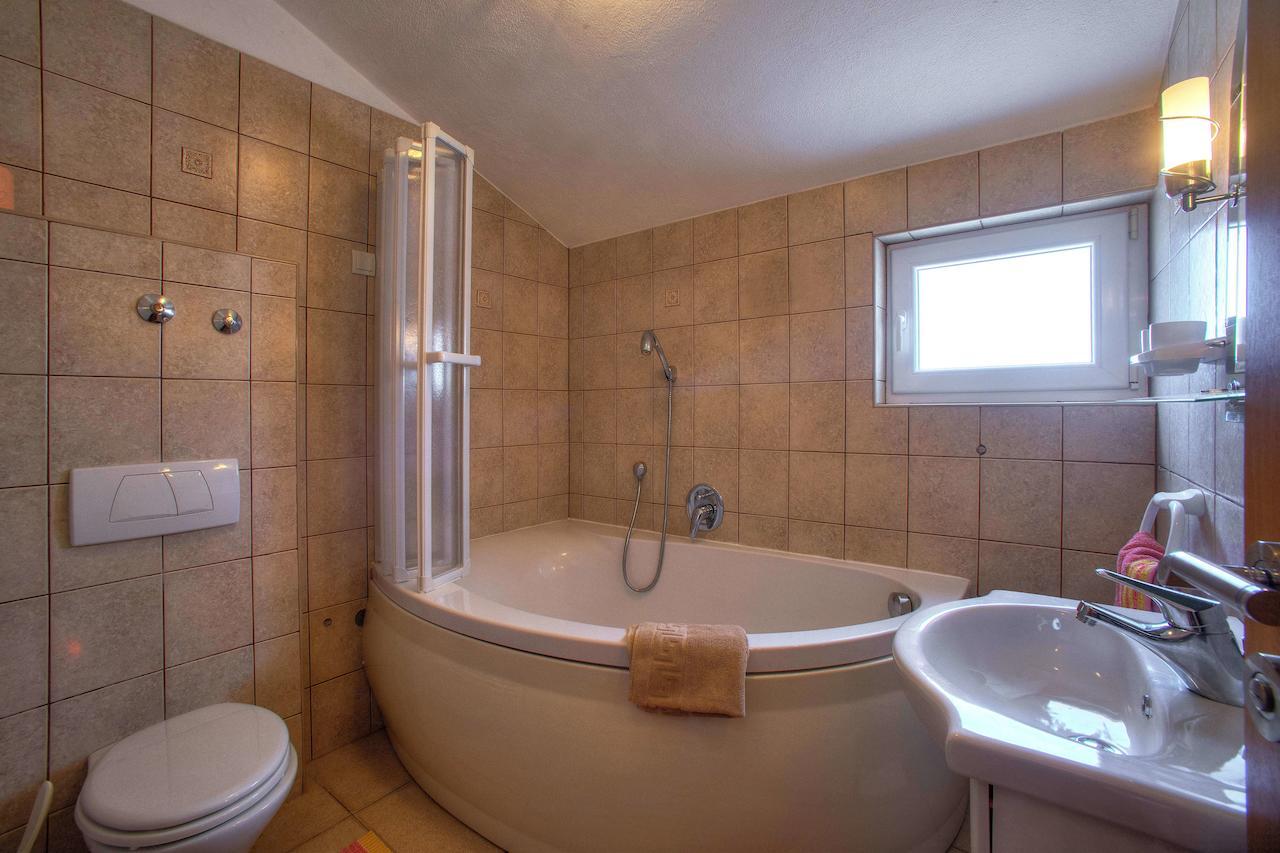 Villa D&I Vodice Ruang foto